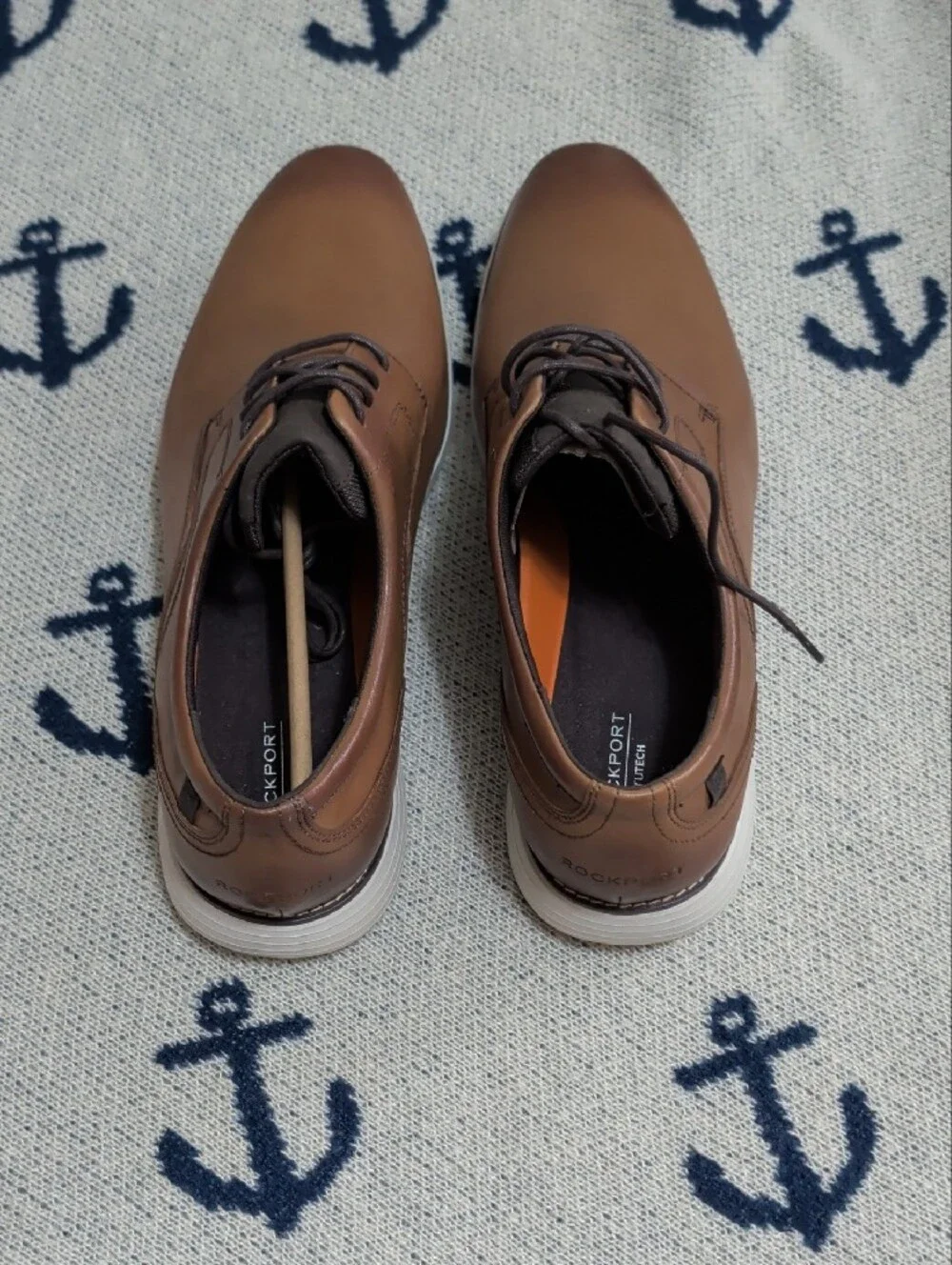Rockport streamlined leather